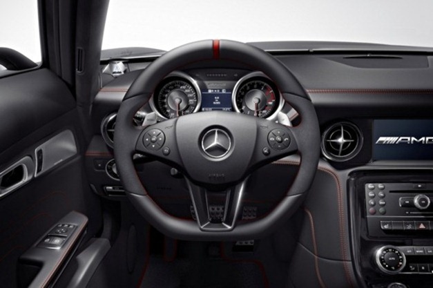 Mercedes-4.jpg
